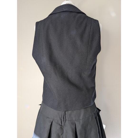 Vintage Black Sleeveless Vest - Picture 4 of 5